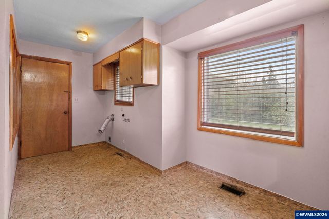 2450 Edgewood Av NE, Salem, OR 97301