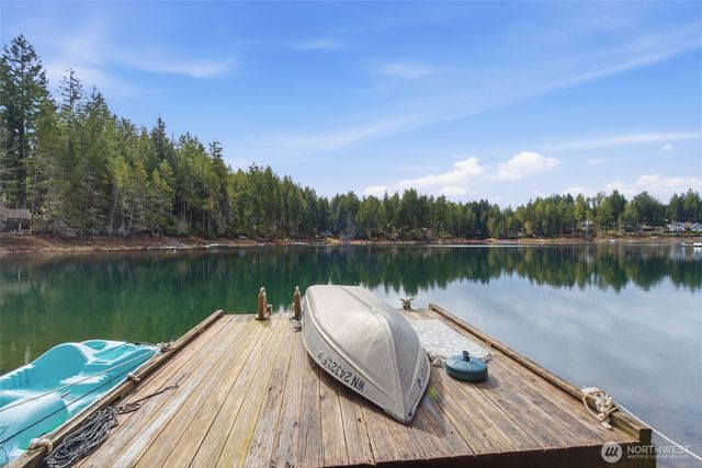 551 NE Lakeshore Drive S, Tahuya, WA 98588