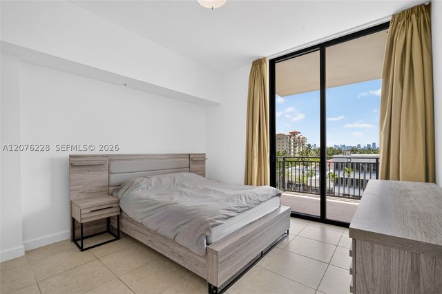 1300 Ponce De Leon Blvd 405, Coral Gables, FL 33134