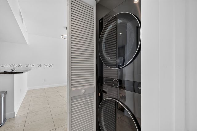 1300 Ponce De Leon Blvd 405, Coral Gables, FL 33134