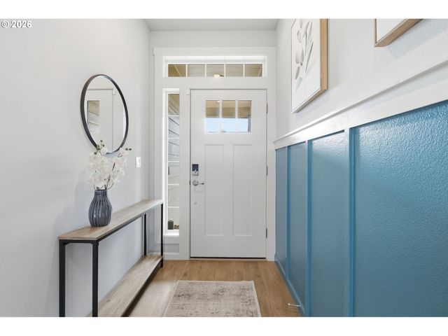 1035 MARIE St, Mt Angel, OR 97362