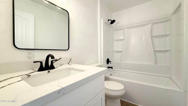 2739 E TAMARISK Avenue 1, Phoenix, AZ 85040