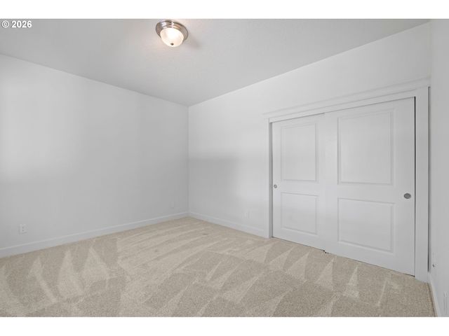 2721 Nw 140TH St, Vancouver, WA 98685