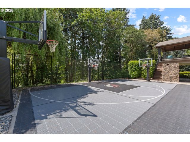 2721 Nw 140TH St, Vancouver, WA 98685
