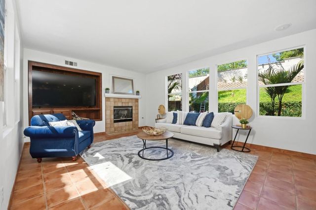 7264 Arroyo Grande Rd, San Diego, CA 92129