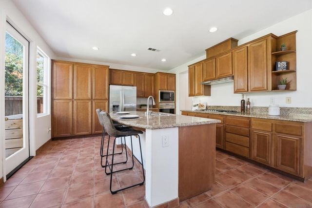 7264 Arroyo Grande Rd, San Diego, CA 92129