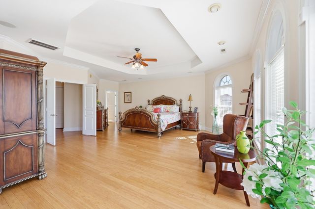 816 Waterton Ave., Myrtle Beach, SC 29579