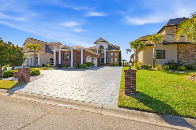 816 Waterton Ave., Myrtle Beach, SC 29579