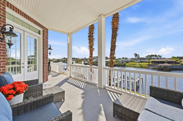 816 Waterton Ave., Myrtle Beach, SC 29579