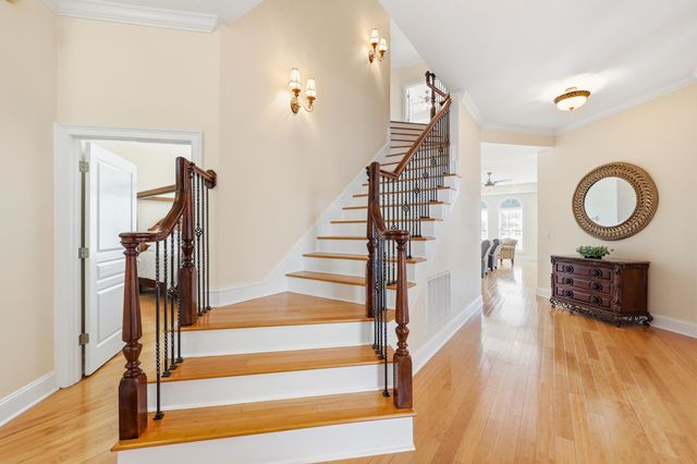 816 Waterton Ave., Myrtle Beach, SC 29579