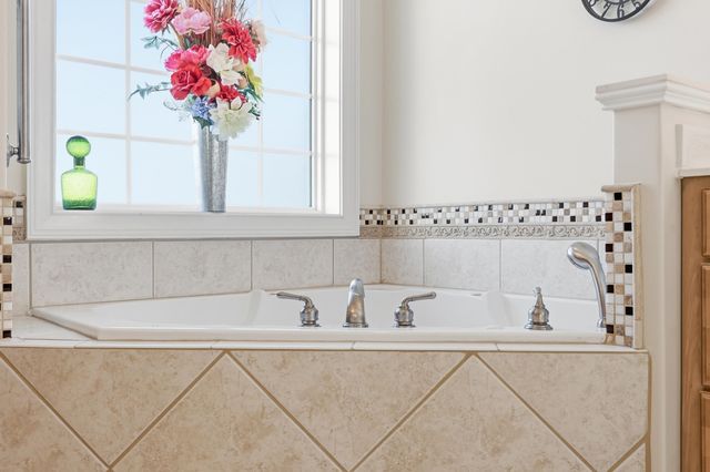 816 Waterton Ave., Myrtle Beach, SC 29579