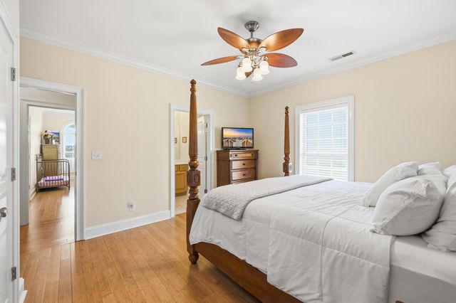 816 Waterton Ave., Myrtle Beach, SC 29579