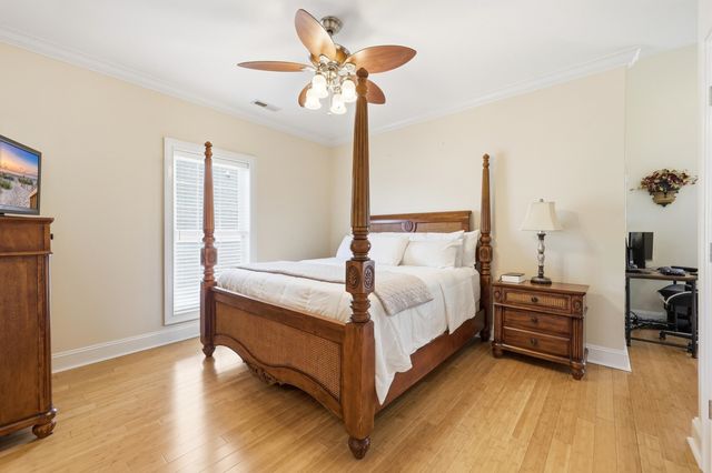 816 Waterton Ave., Myrtle Beach, SC 29579