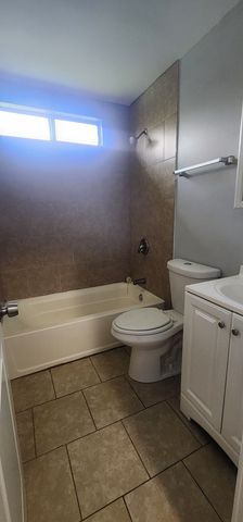 22100 Karlov Avenue, Richton Park, IL 60471