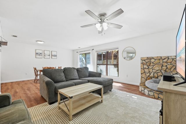 32 7Th Avenue 129, Shalimar, FL 32579