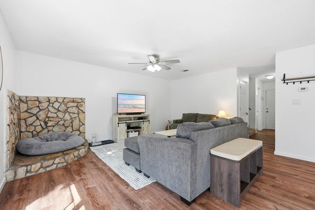 32 7Th Avenue 129, Shalimar, FL 32579