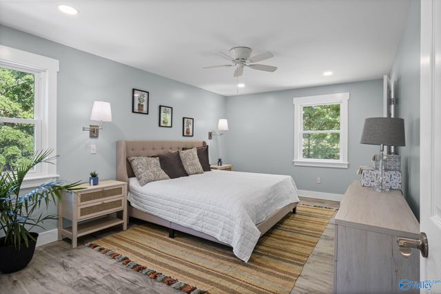 214 10th Avenue NE, Arab, AL 35016