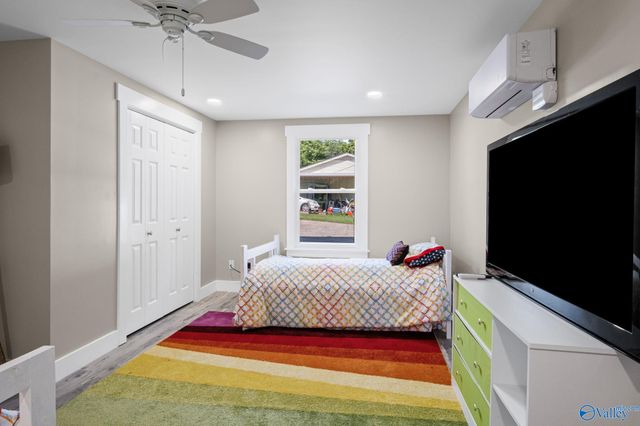 214 10th Avenue NE, Arab, AL 35016