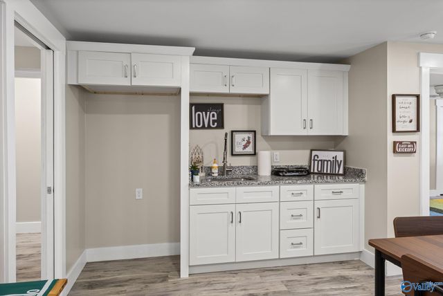 214 10th Avenue NE, Arab, AL 35016