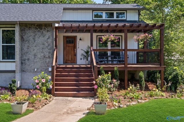 214 10th Avenue NE, Arab, AL 35016