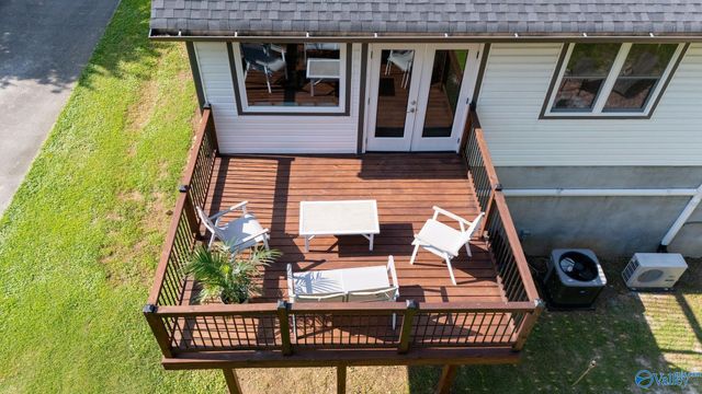 214 10th Avenue NE, Arab, AL 35016