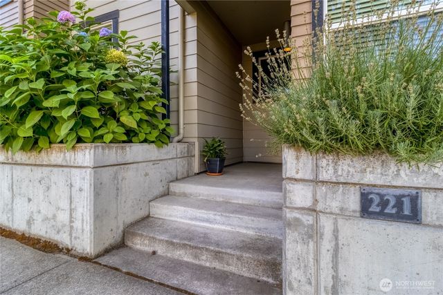 221 W Sumach Street, Walla Walla, WA 99362