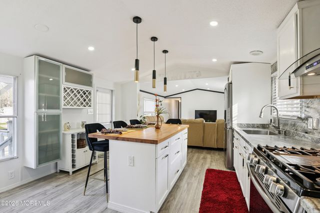73 Camino Rio, Toms River, NJ 08755