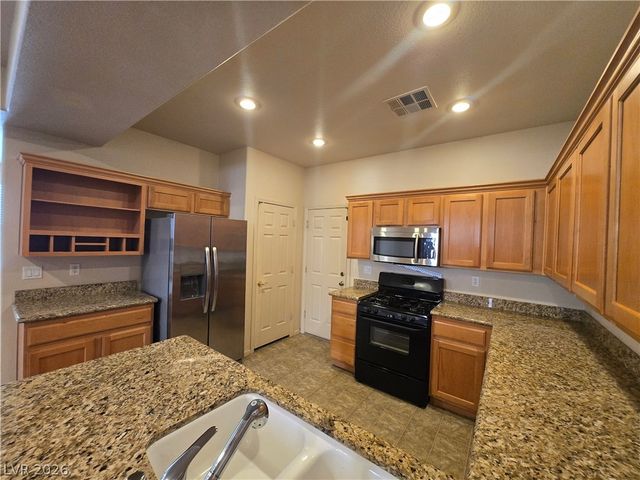 8684 DIAMOND SAND Avenue, Las Vegas, NV 89178