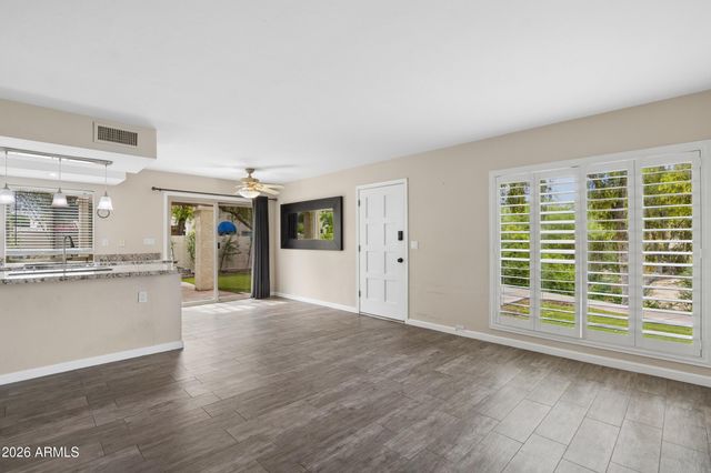 8621 S 51ST Street 3, Phoenix, AZ 85044