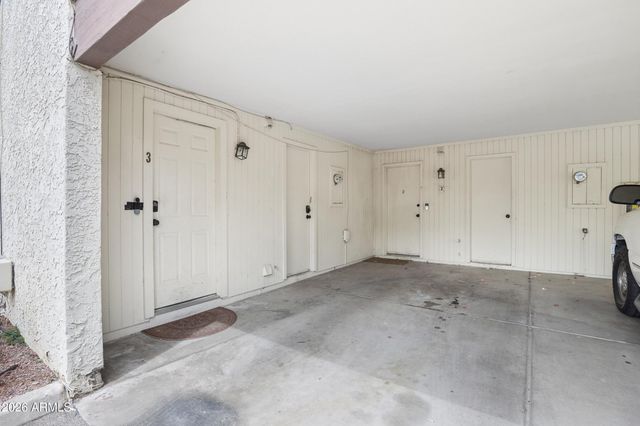 8621 S 51ST Street 3, Phoenix, AZ 85044
