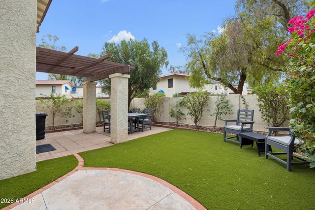 8621 S 51ST Street 3, Phoenix, AZ 85044