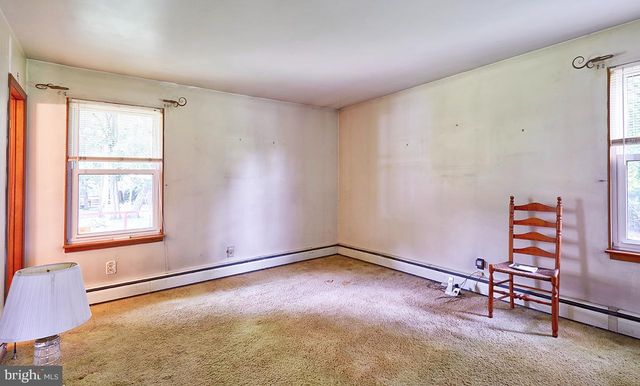 2173 OLD YORK RD, Florence, NJ 08518