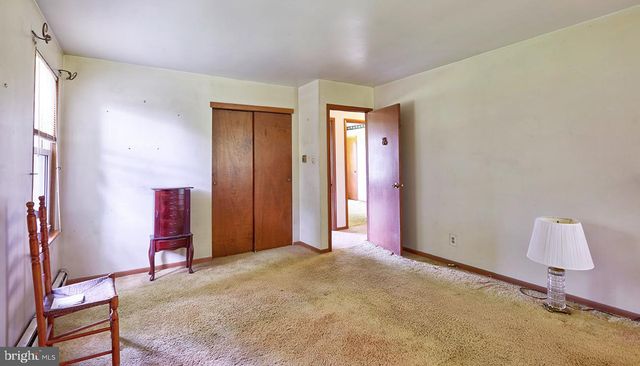 2173 OLD YORK RD, Florence, NJ 08518