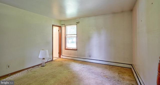 2173 OLD YORK RD, Florence, NJ 08518
