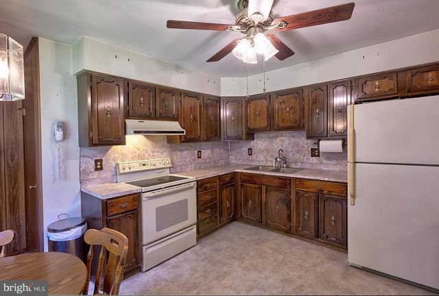 2173 OLD YORK RD, Florence, NJ 08518