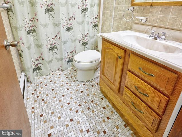 2173 OLD YORK RD, Florence, NJ 08518