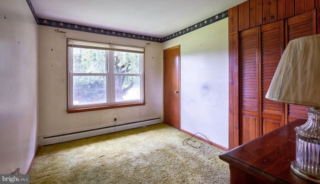2173 OLD YORK RD, Florence, NJ 08518