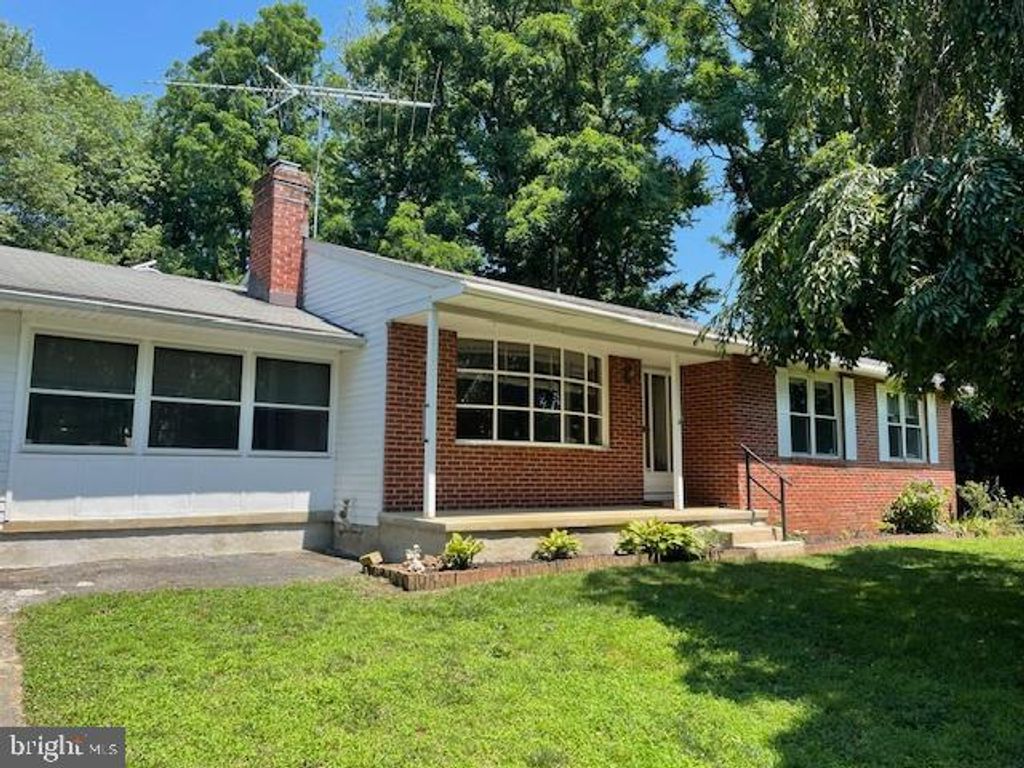 2173 OLD YORK RD, Florence, NJ 08518