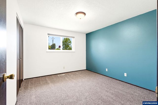 2396 Lafayette St SE, Albany, OR 97322