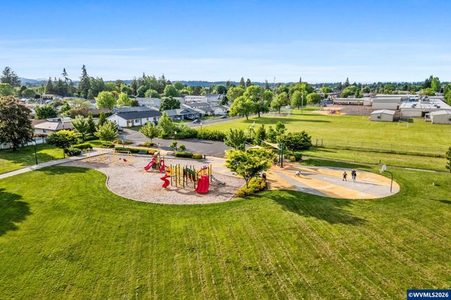 2396 Lafayette St SE, Albany, OR 97322