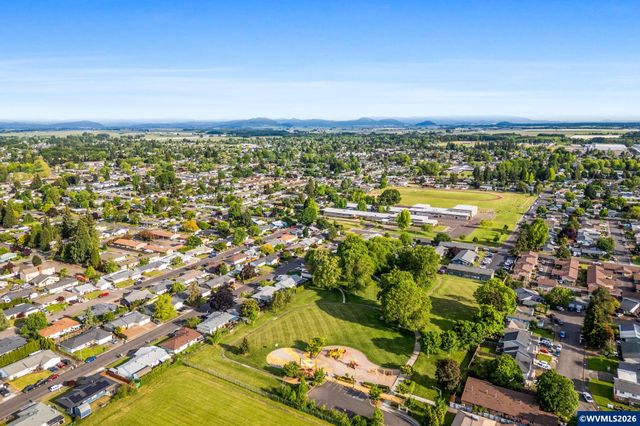 2396 Lafayette St SE, Albany, OR 97322