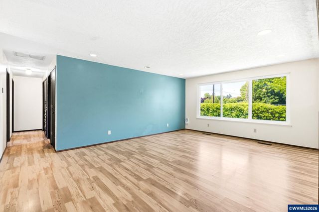 2396 Lafayette St SE, Albany, OR 97322