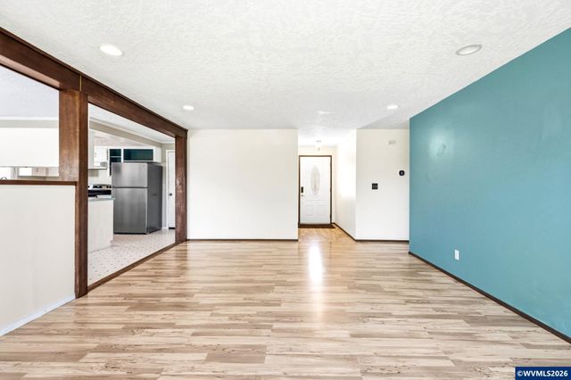 2396 Lafayette St SE, Albany, OR 97322