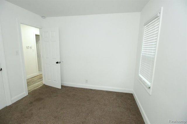 16873 Mansfield Street, Detroit, MI 48235