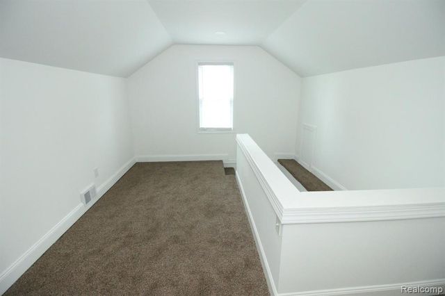 16873 Mansfield Street, Detroit, MI 48235