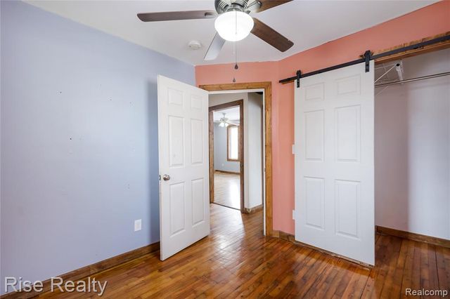 1483 Carman Street, Burton, MI 48529