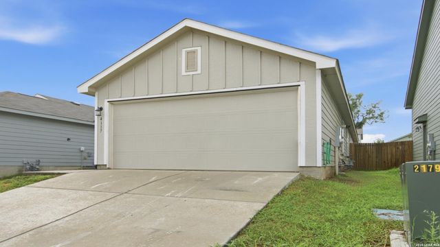 4117 WATER FALL CV, San Antonio, TX 78223