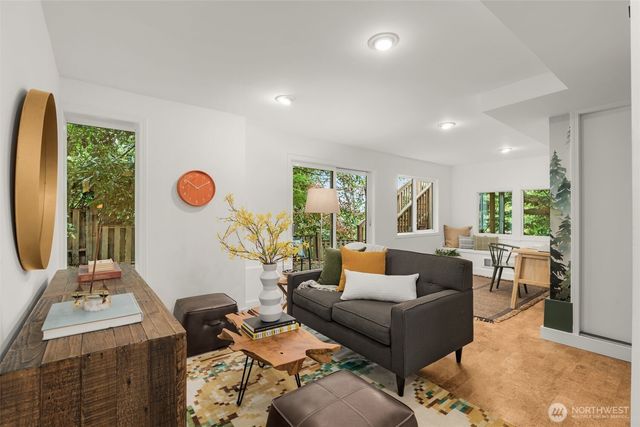316 W Newell Street, Seattle, WA 98119