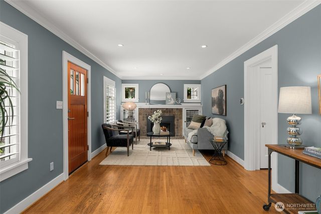 316 W Newell Street, Seattle, WA 98119