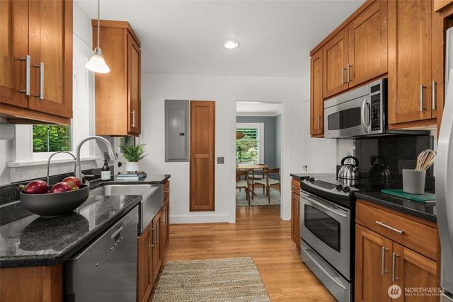 316 W Newell Street, Seattle, WA 98119